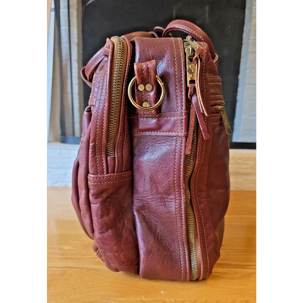 LL Bean Vtg Oxblood Leather Weekender Duffel Bag C&C Zippers Shoulder Strap